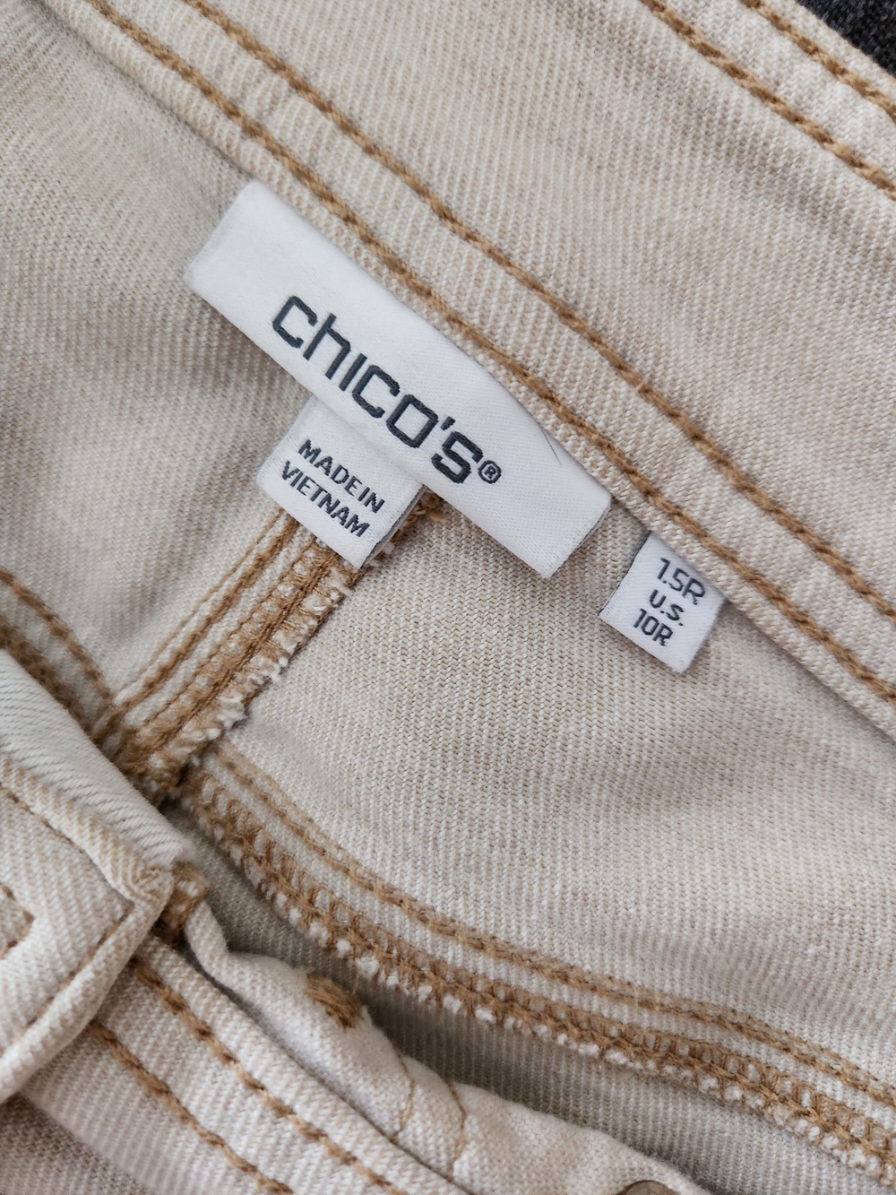Chico’s Cream Wide Leg Jeans – Size 1.5R / US 10